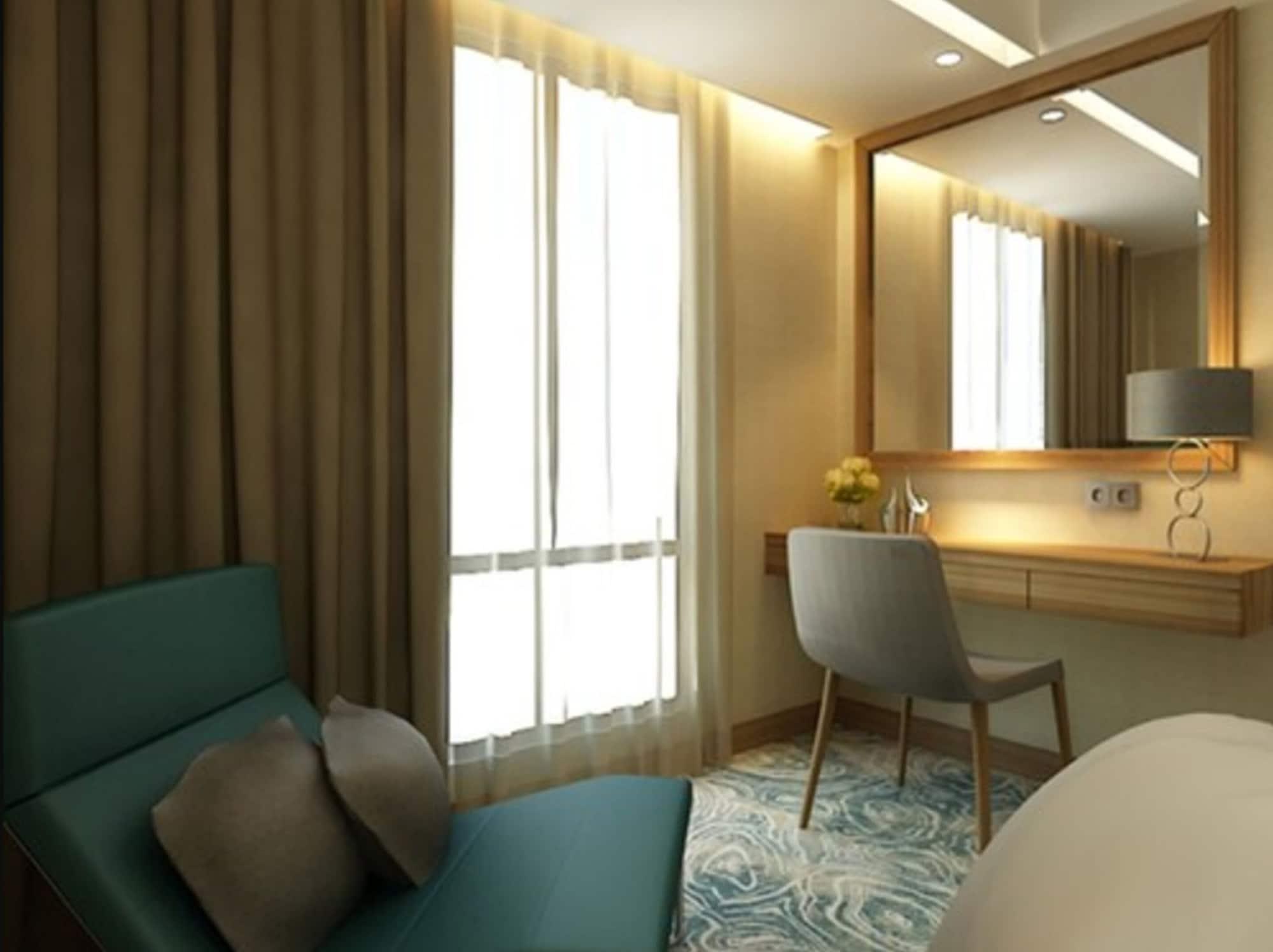 Louis Kienne Hotel Simpang Lima Semarang Dış mekan fotoğraf