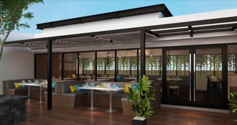 Louis Kienne Hotel Simpang Lima Semarang Dış mekan fotoğraf