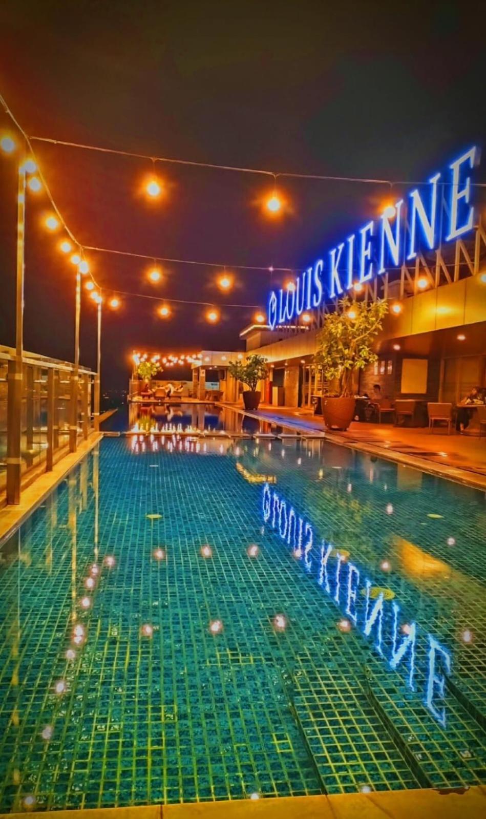 Louis Kienne Hotel Simpang Lima Semarang Dış mekan fotoğraf